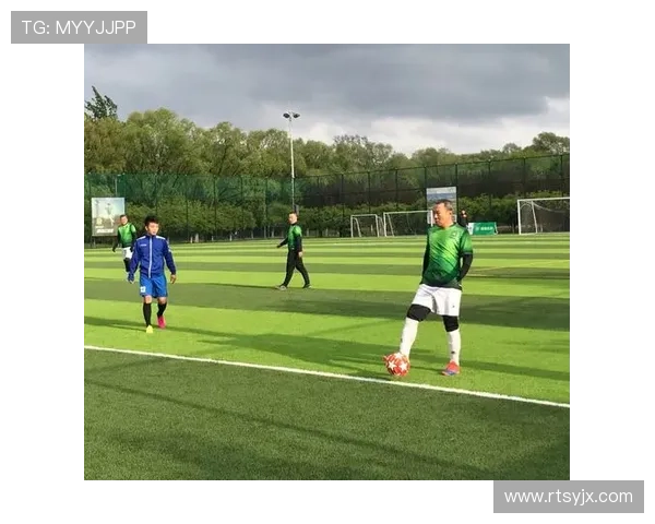 足球明星贾蒂尔的传奇人生与场上风采揭秘 足球明星贾蒂尔的传奇人生与场上风采揭秘