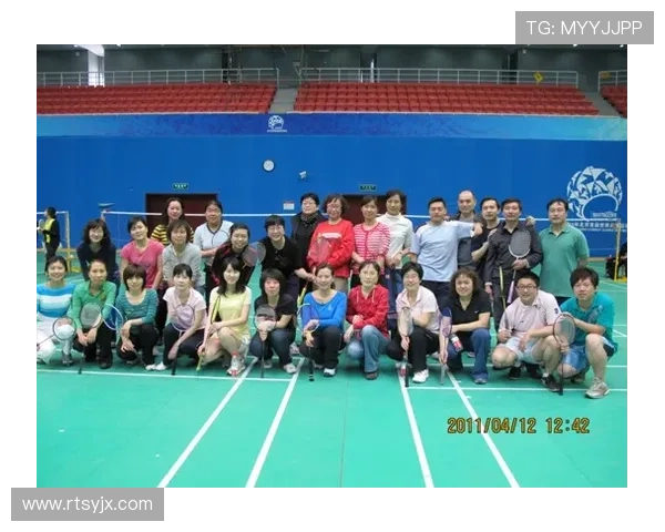 重庆羽毛球队状态变革引发热议新挑战与新机遇并存 重庆羽毛球队状态变革引发热议新挑战与新机遇并存